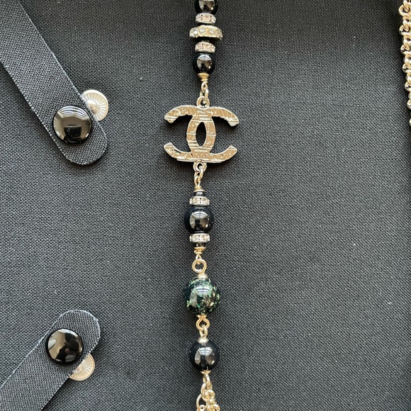 New Chanel Long Gold-tone Necklace with Resine Beads - Picture 14 of 17